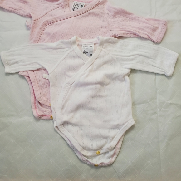 Uniqlo Baby (3-6M) Bodysuits (4-Pack) - Picture 4 of 7